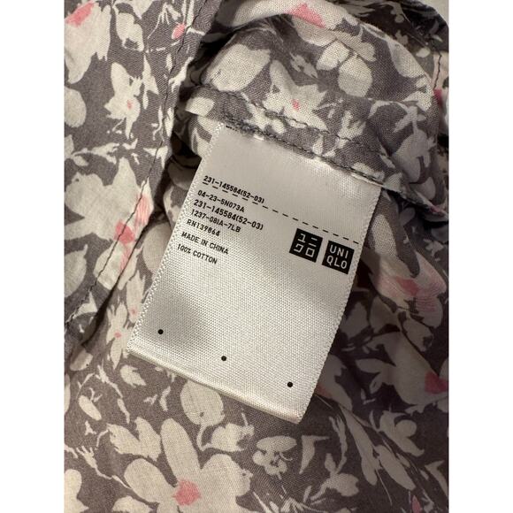 Uniqlo Womens Floral Short Sleeve Cotton Top Gray White Smocked Neck Small - Picture 5 of 6